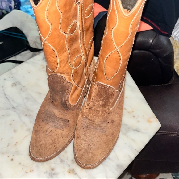 Cowboy Boots Size 6 - Picture 14 of 15